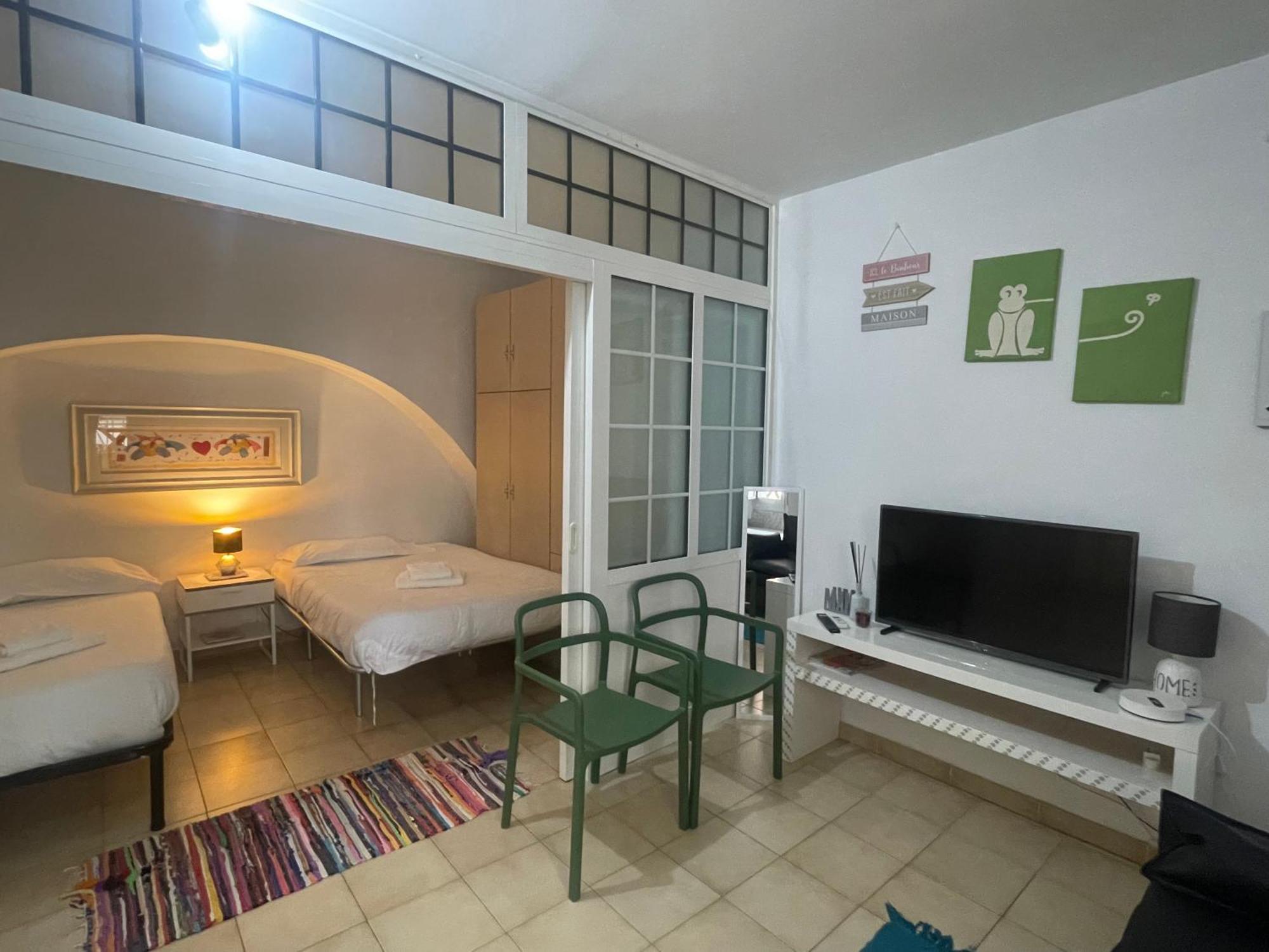 Stazione Centrale&Università Lovely Apartment Bari Esterno foto